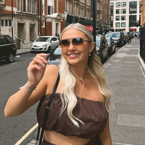 Meet your Posher, Francesca